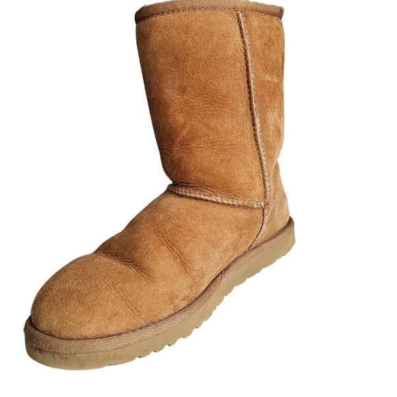 Ugg Boots - size 8 - Picture 8 of 8